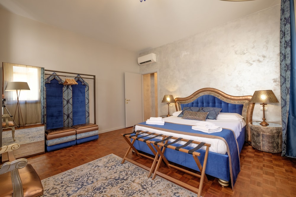 Luxury Apartment photo 1