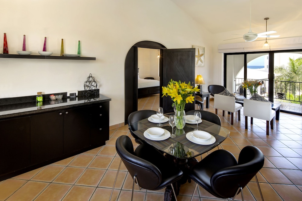 Superior Suite, Multiple Beds, Kitchenette photo 2