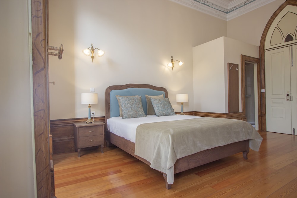 Royal Room, 1 Queen Bed photo 2
