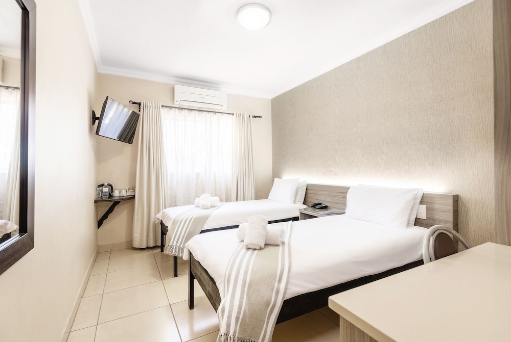 Single Room photo 2
