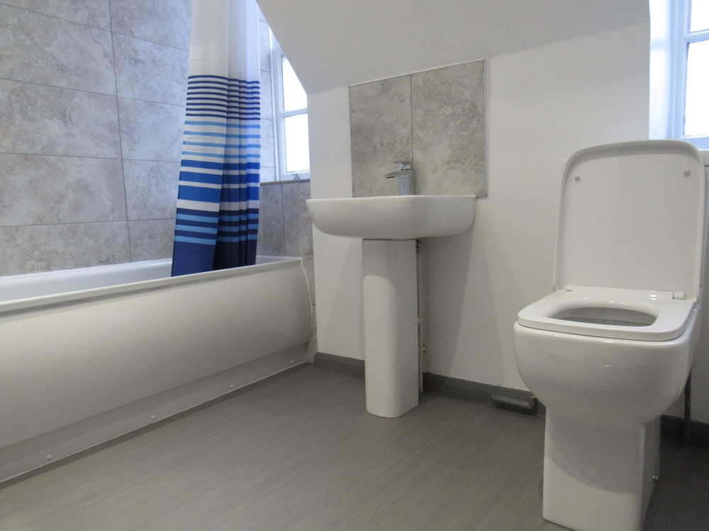 Comfort Single Room, Ensuite photo 2
