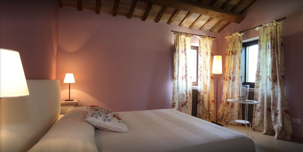 Standard Double Room, 1 Queen Bed photo 2