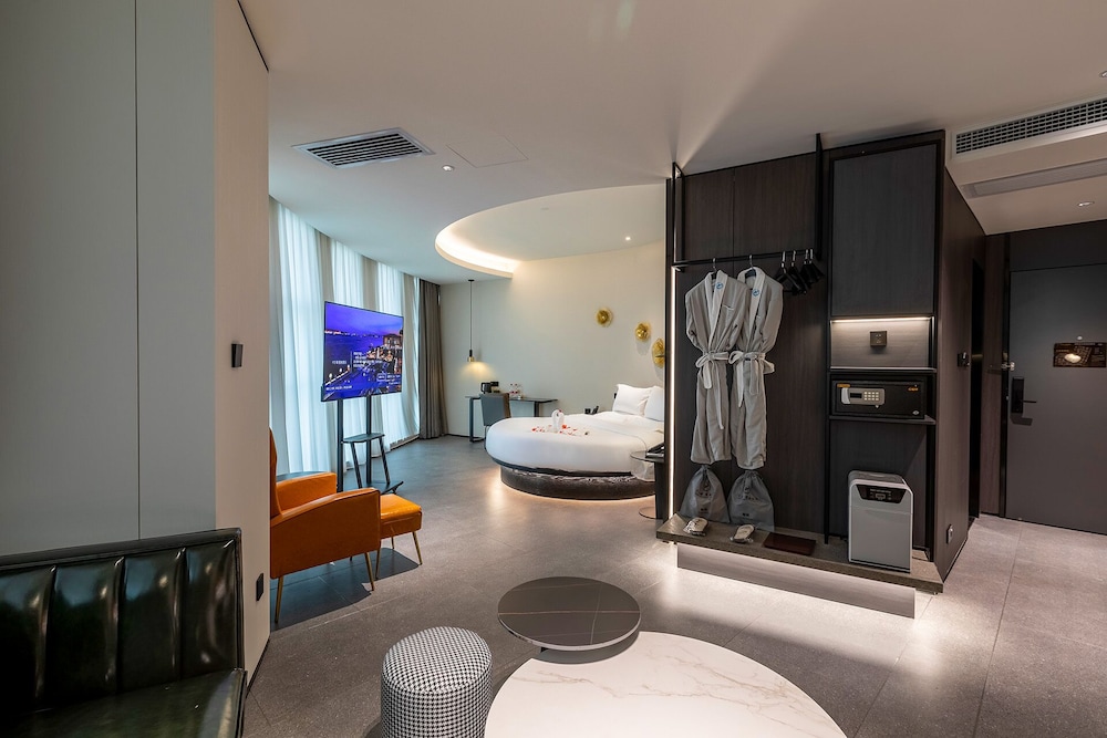 Romantic Suite
