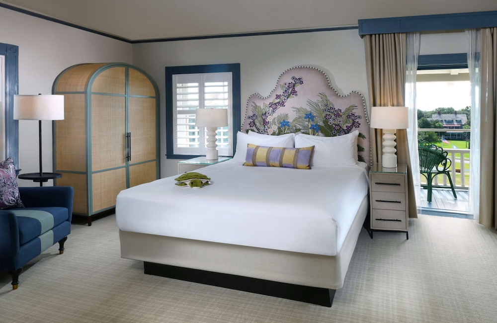 Clubhouse Deluxe Suite King - Photo 1