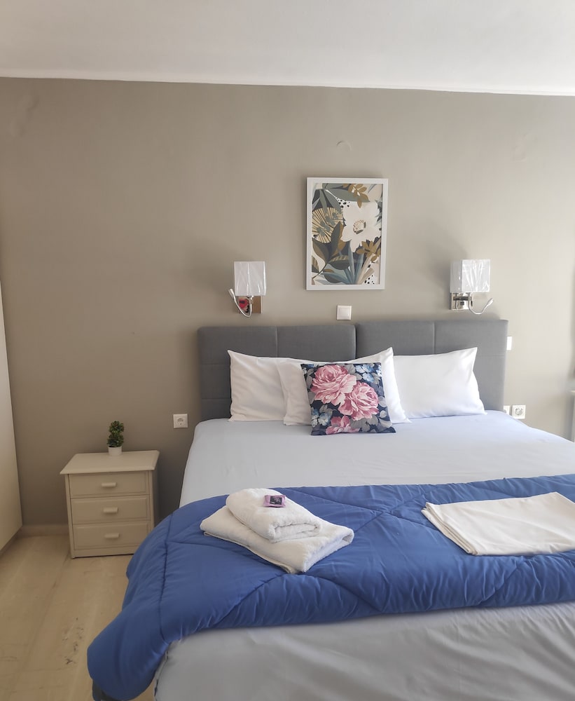 Comfort Studio, 1 King Bed