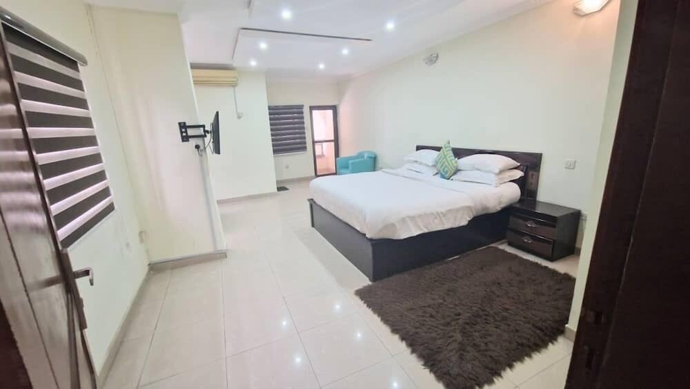 Deluxe Suite, Balcony
