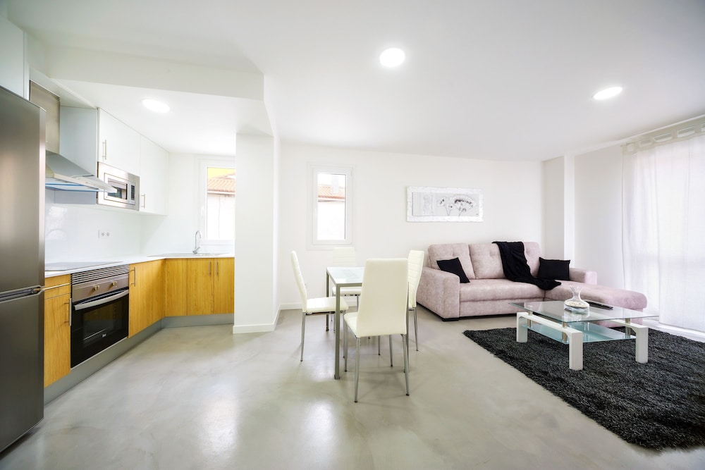 Apartment, 2 Bedrooms (1-A) photo 3