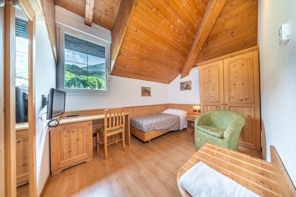 Single Room photo 1