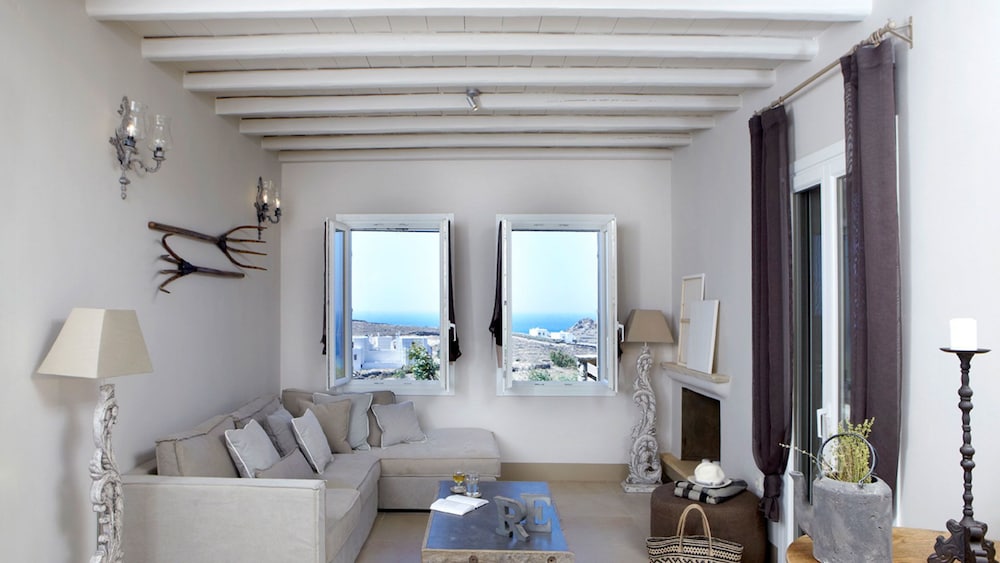 Luxury Villa, 3 Bedrooms, Sea View photo 3