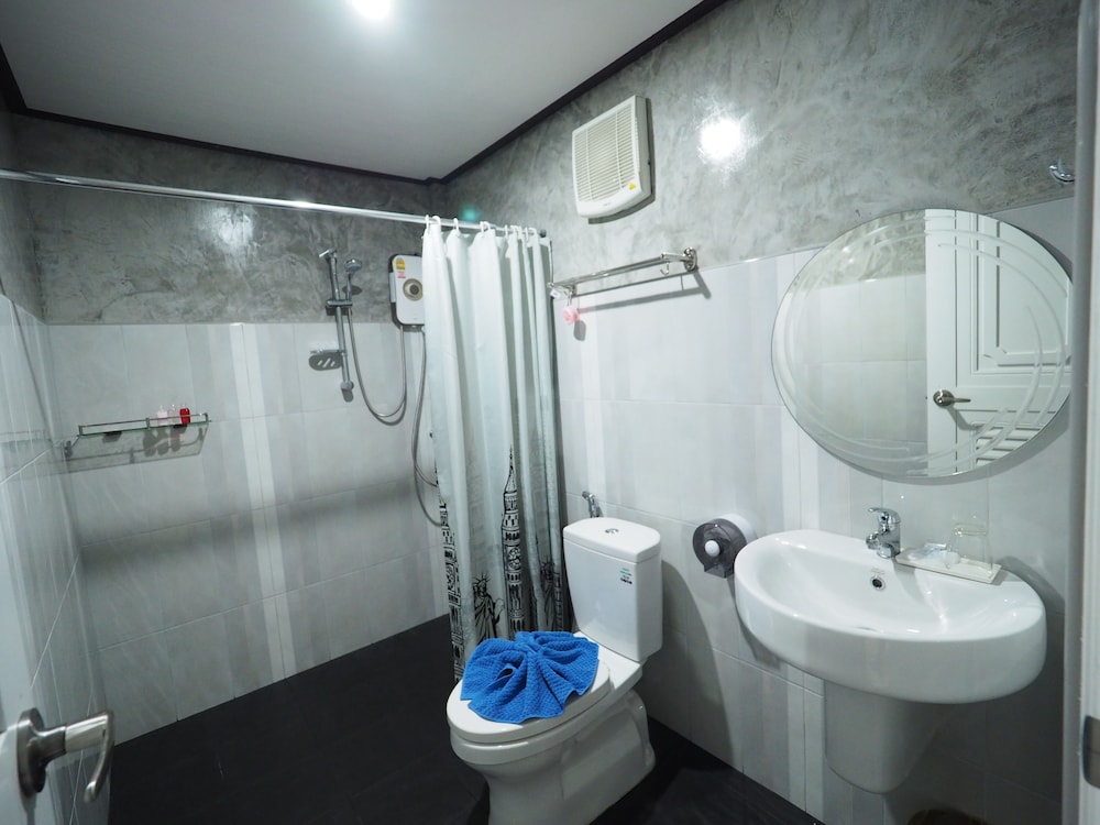 Standard Room - Photo 5