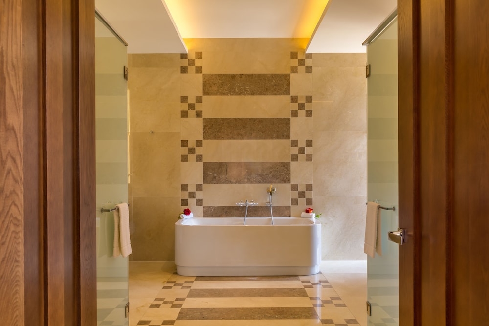 Tower Suite Tower Suite