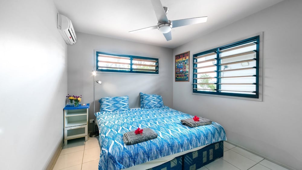 House, Multiple Beds, Beach View (Teouma Beachfront)