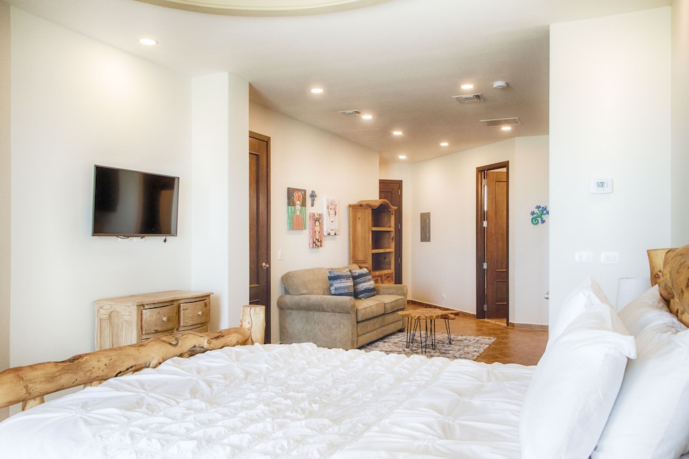 Basic Studio, 1 Bedroom, Ocean View
