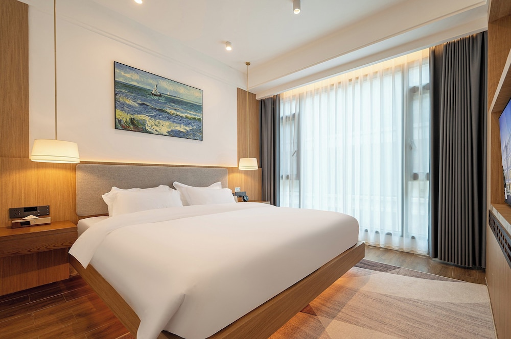 Family Triple Room, Courtyard View