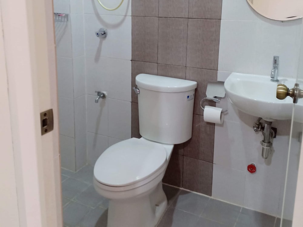 Room 1 photo 2