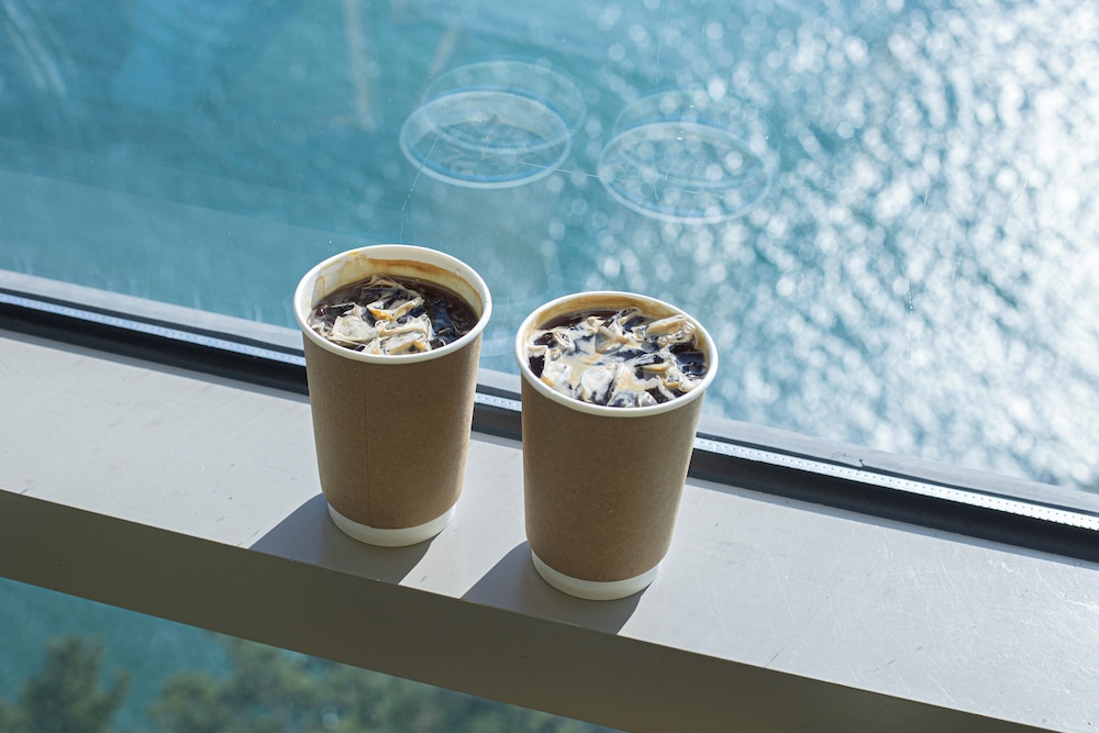 [Cafe Seagarden PKG] Deluxe Ocean Family Twin, Panorama View + Americanos for 2