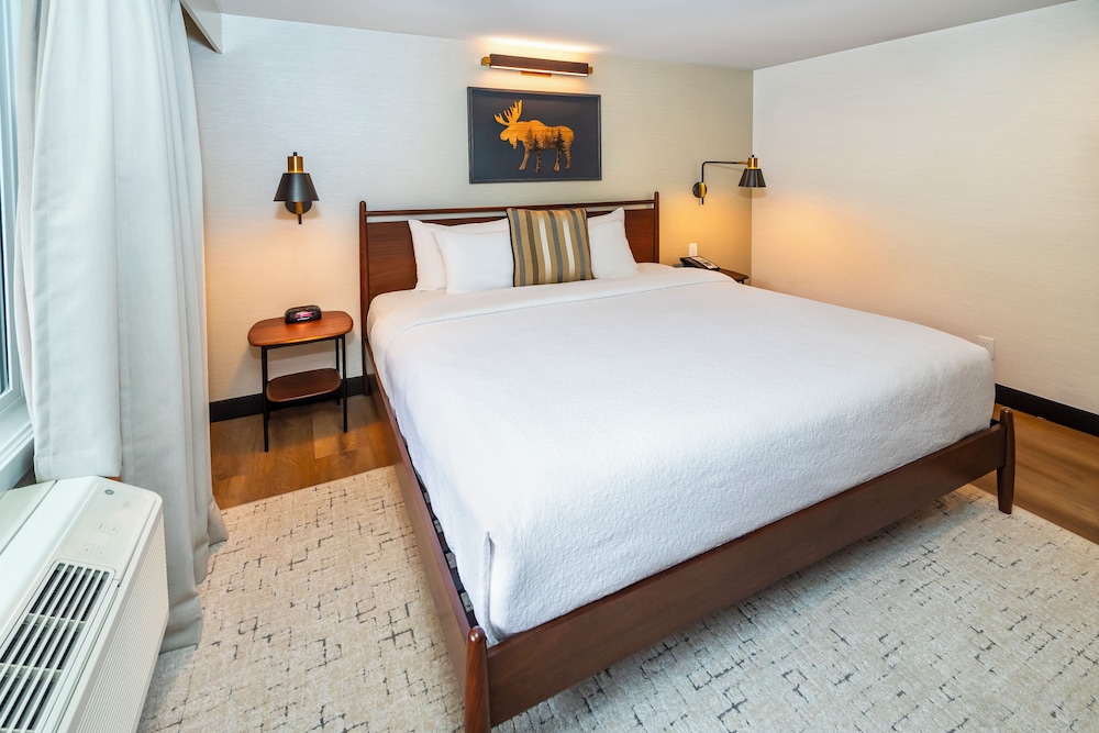 Junior Suite, 1 King Bed with Sofa bed, Non Smoking