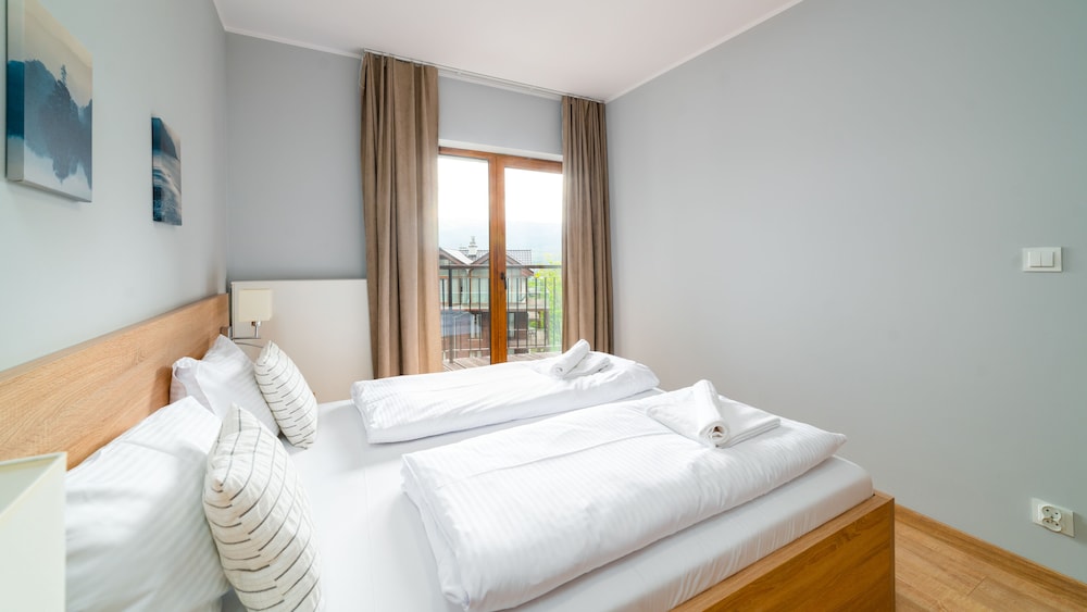Apartment (3055)
