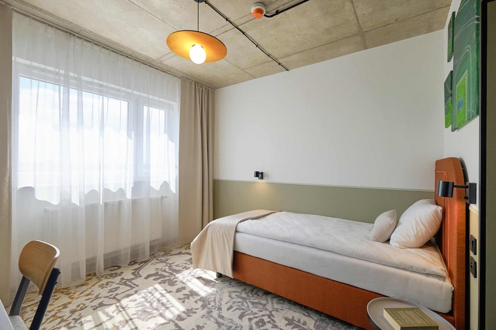 Classic Single Room