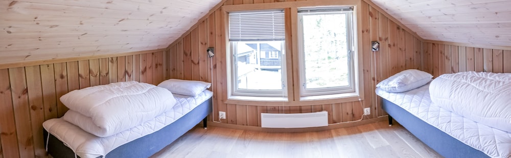 Superior Cabin, 5 Bedrooms photo 2