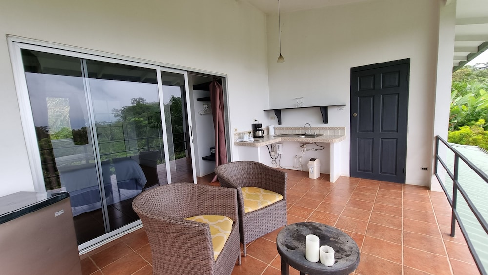 Standard Room, 1 Queen Bed, Accessible, Ocean View photo 3