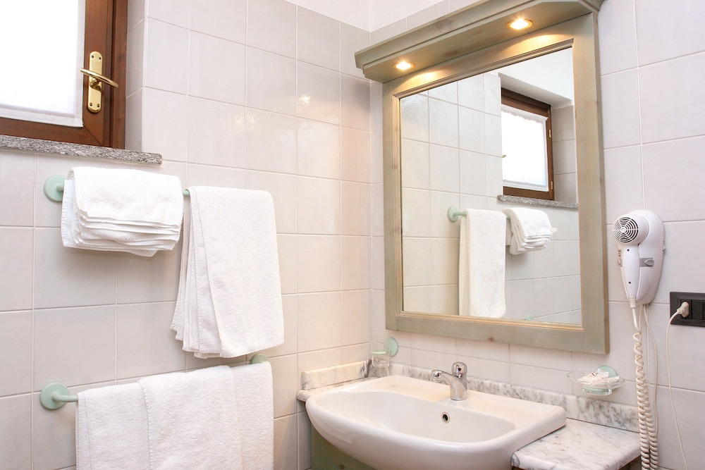 Classic Apartment, 1 Bedroom - Photo 3