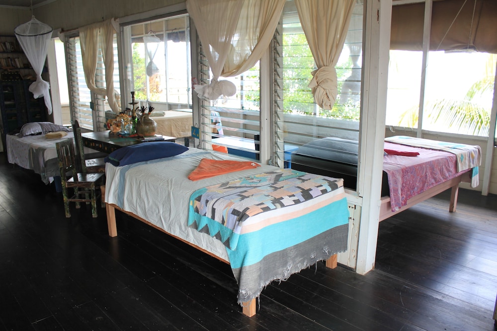 Shared Dormitory, Mixed Dorm, Non Smoking (10 Beds) photo 2