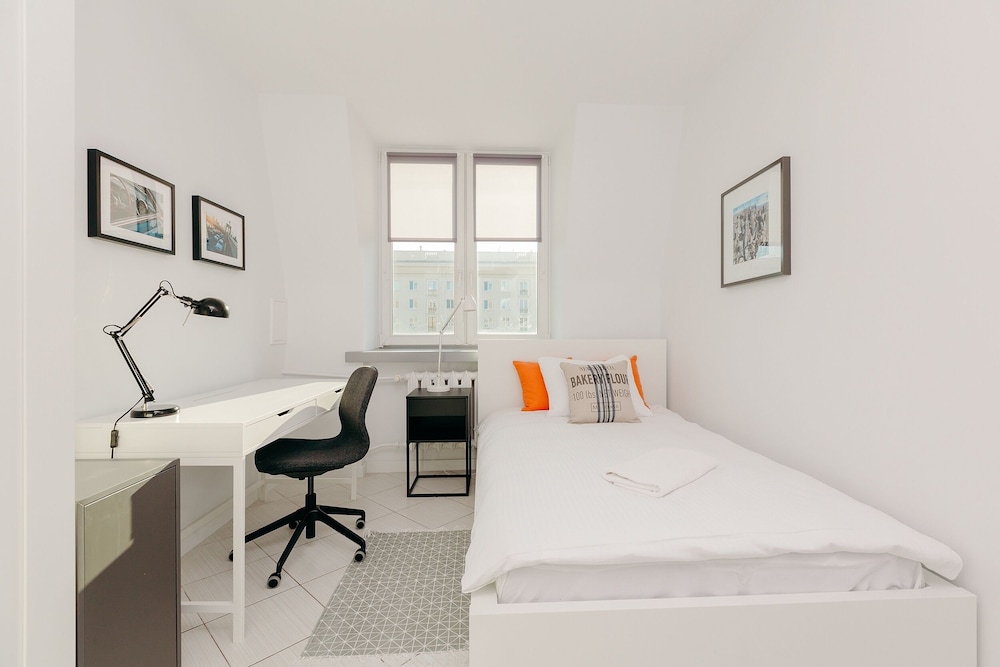 Apartment - Photo 4