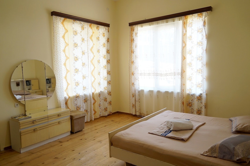 Basic Double Room photo 1