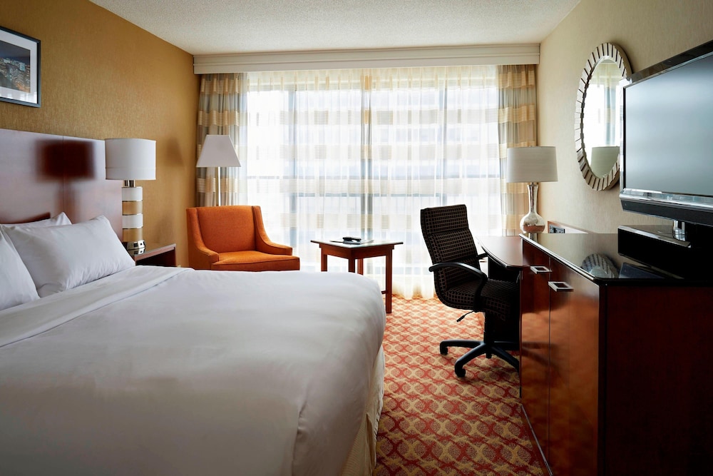 Concierge Room, 1 King Bed, Club Lounge Access