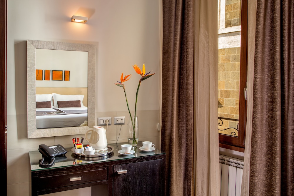 Deluxe Double Room - Photo 2