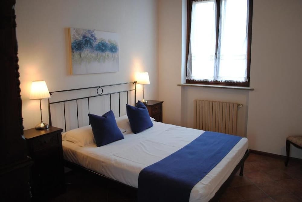 Basic Double Room photo 1