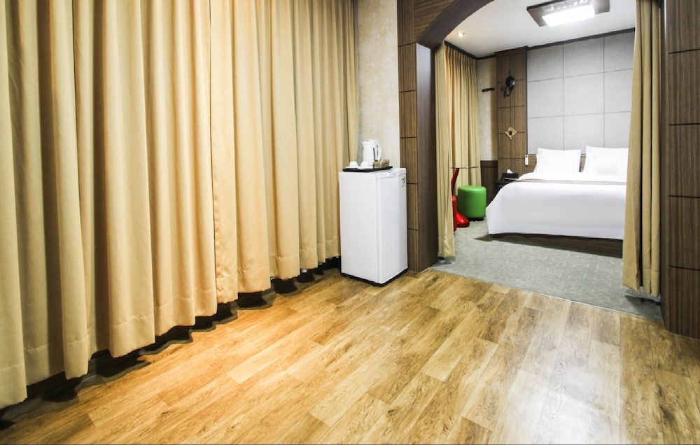 Family Suite photo 2
