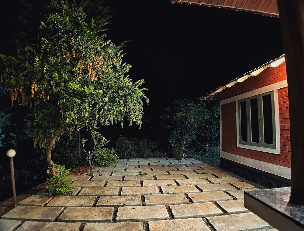 Grove Villa A2 photo 3