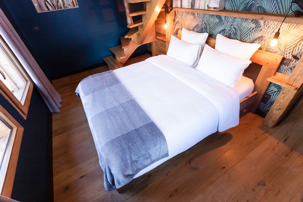 Superior Room - Photo 7