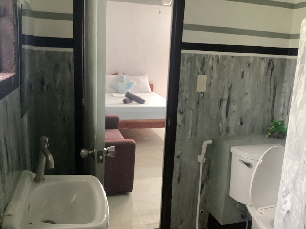 Deluxe Single Room photo 3