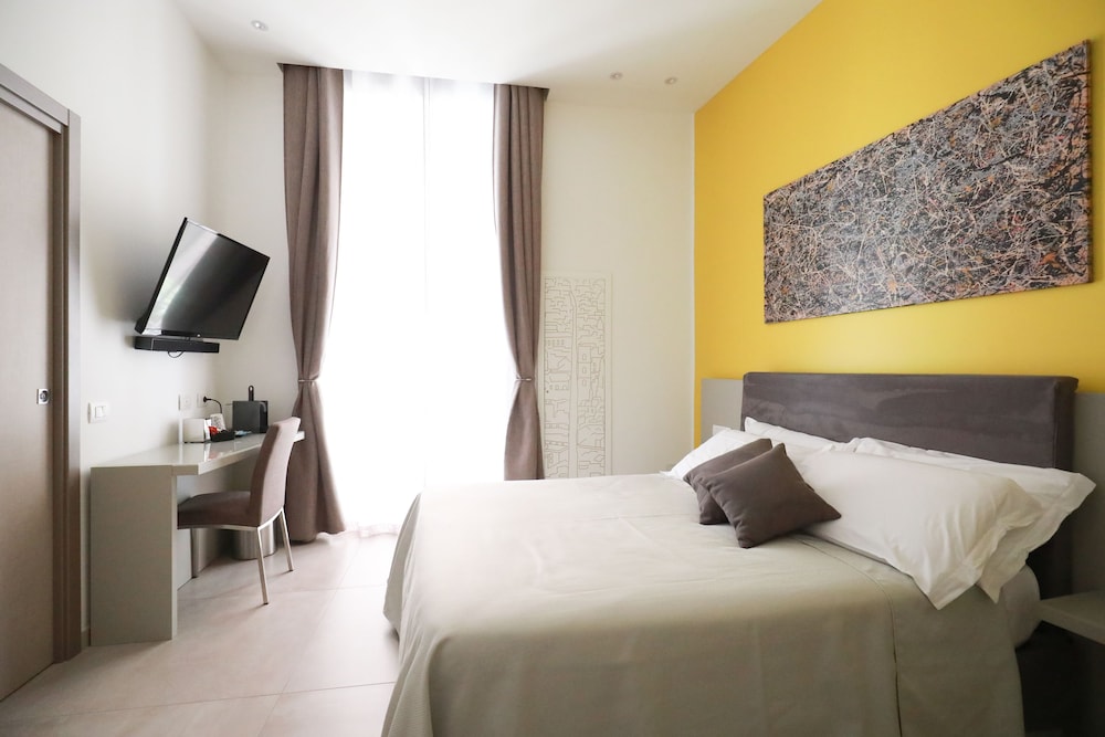 Deluxe Room, 1 Queen Bed