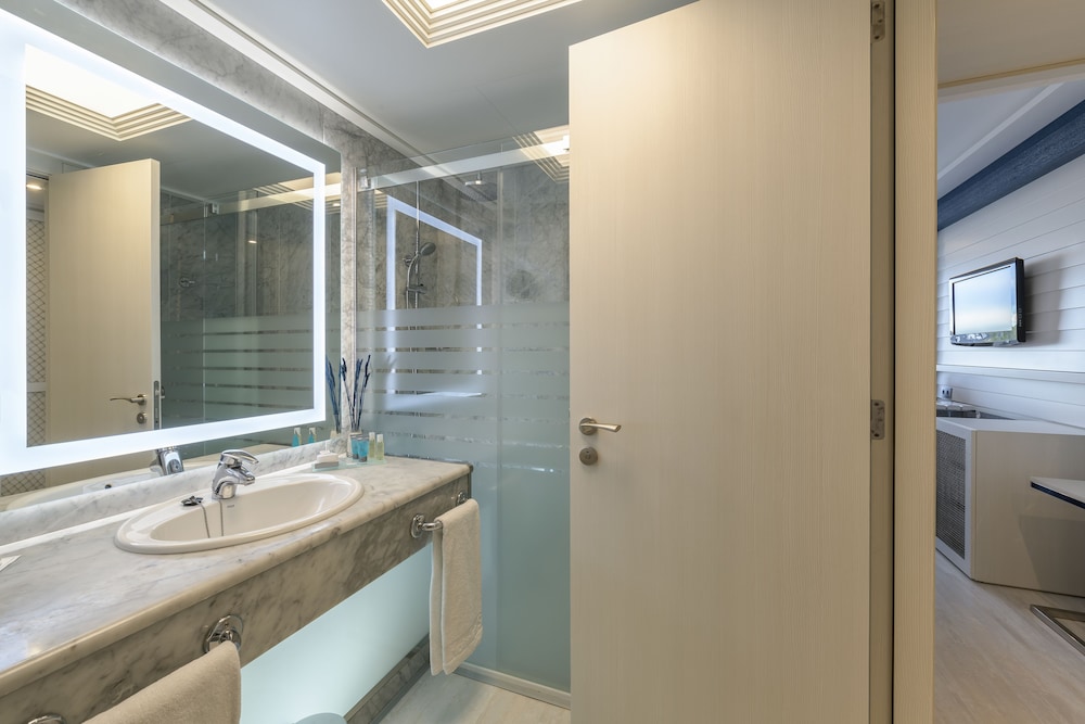 Deluxe Room, 2 Bedrooms