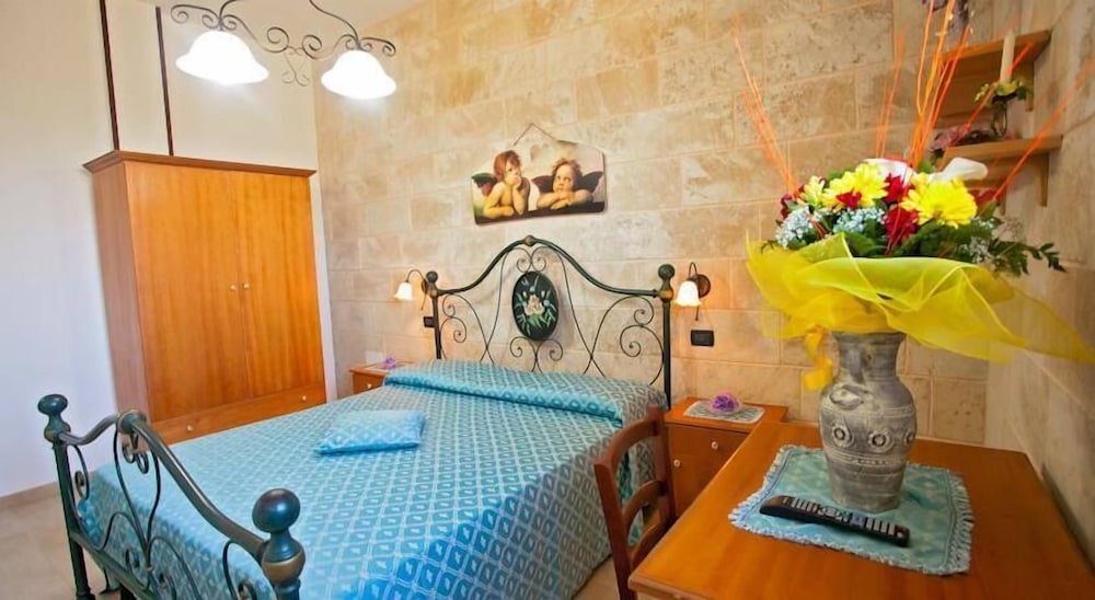 Basic Double Room - Photo 7