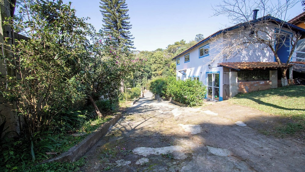 House, Smoking photo 1