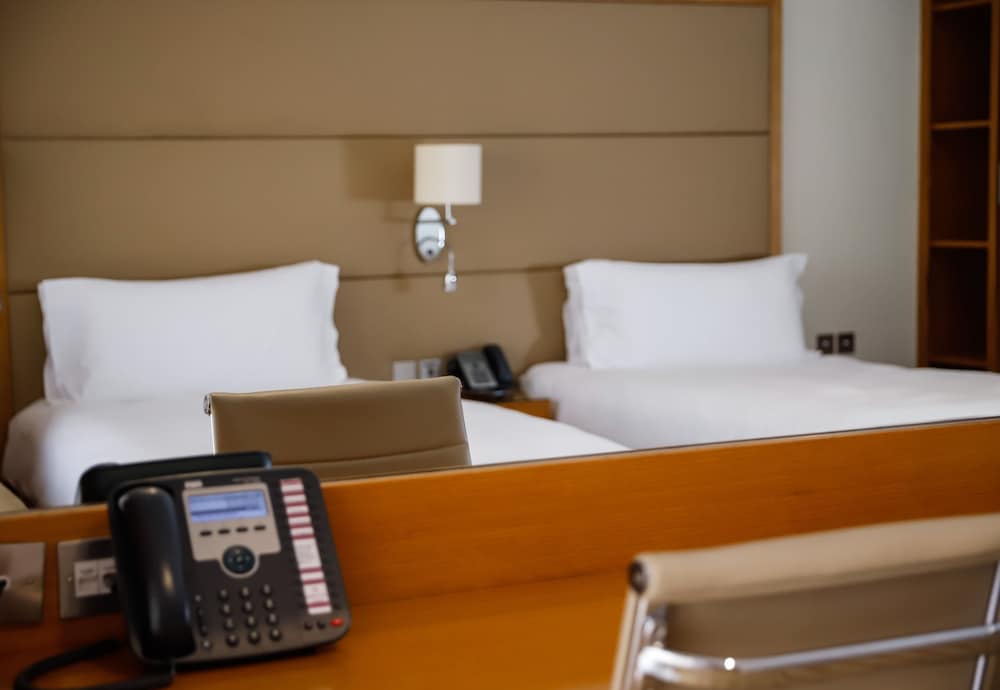 Standard Room, 2 Twin Beds, Balcony - Photo 9