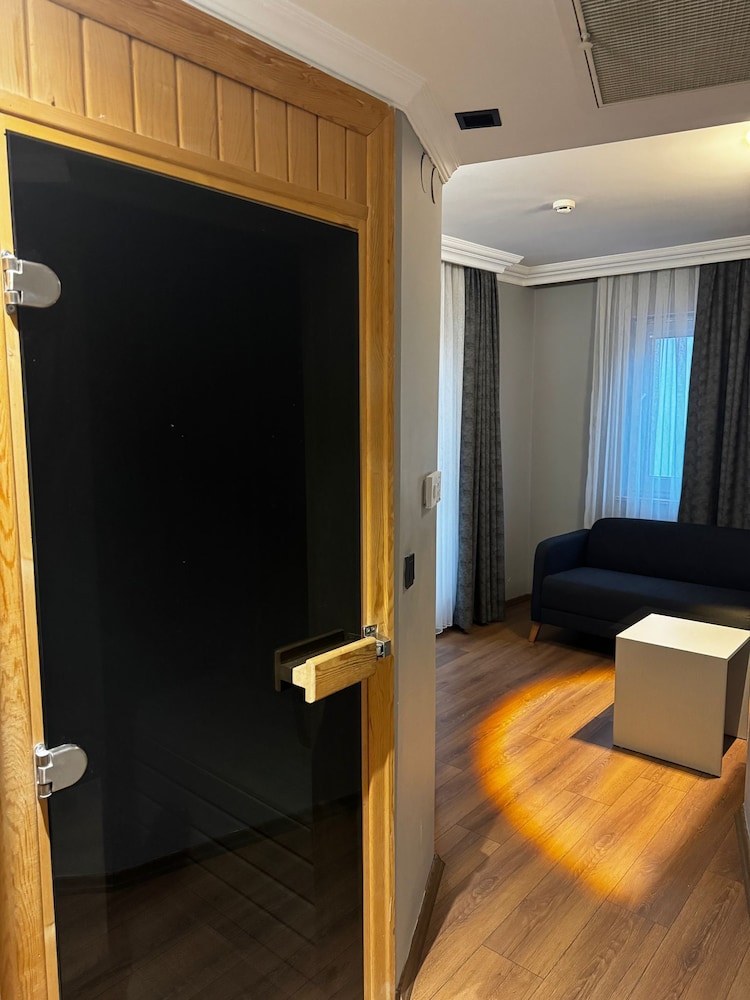 Elite Room, 1 Double Bed photo 3