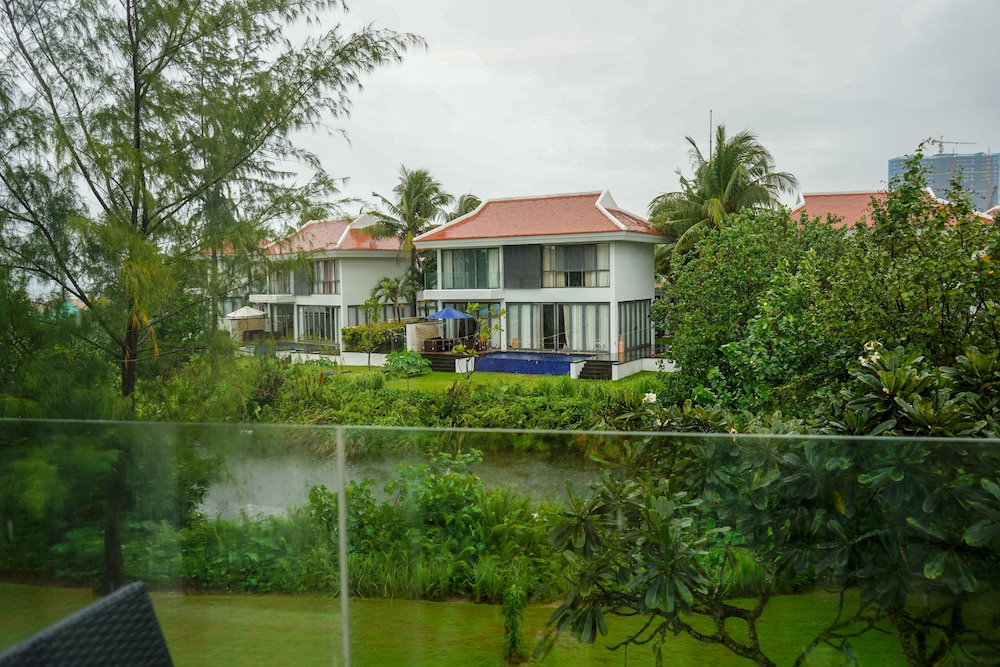 2 Bedrooms Pool Villa - Photo 14