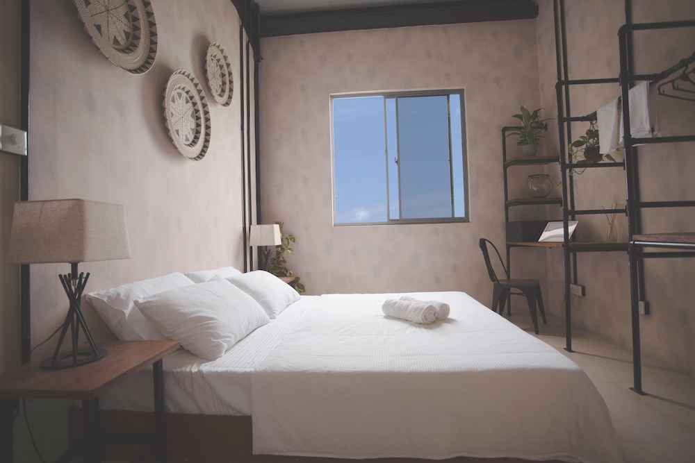 Standard Double Room - Sea View photo 3
