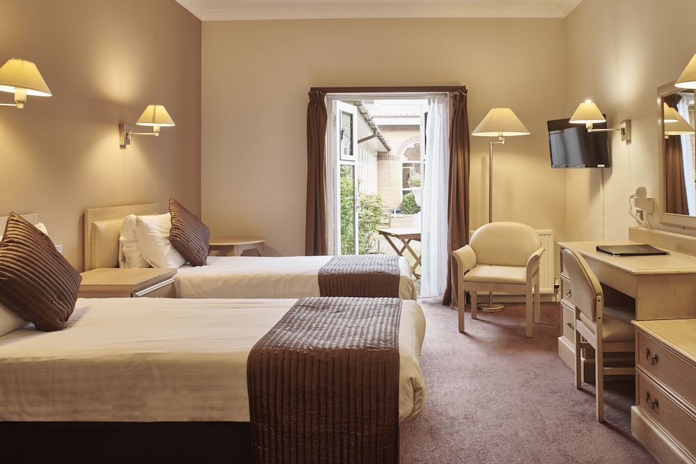 Standard Twin Room, 2 Twin Beds photo 2