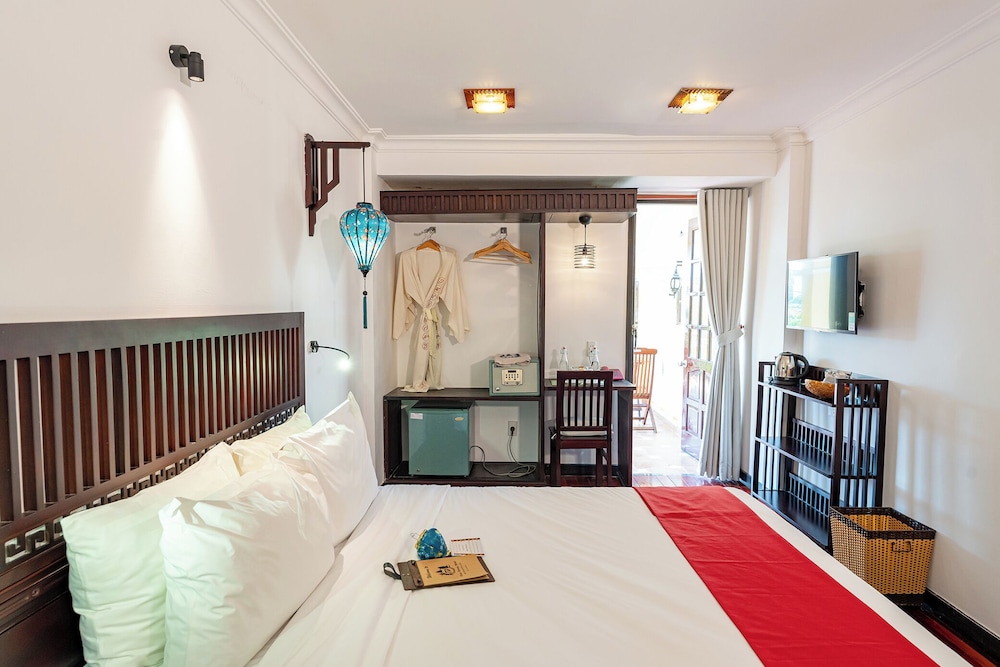 Deluxe Double Room - Photo 22