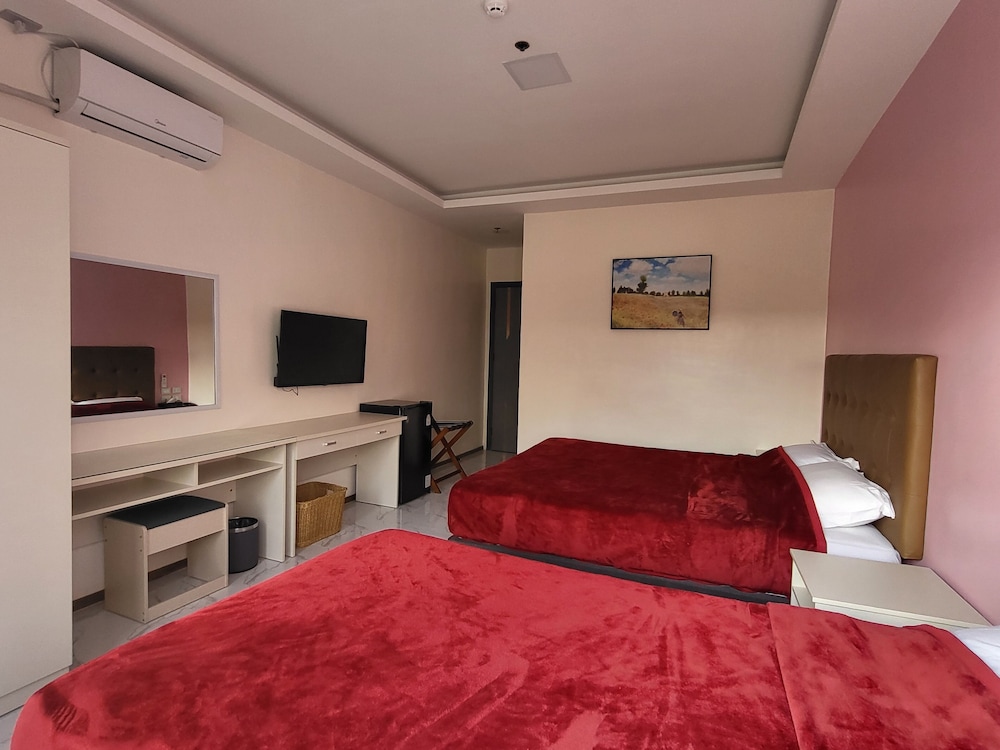 Deluxe Twin Room photo 2