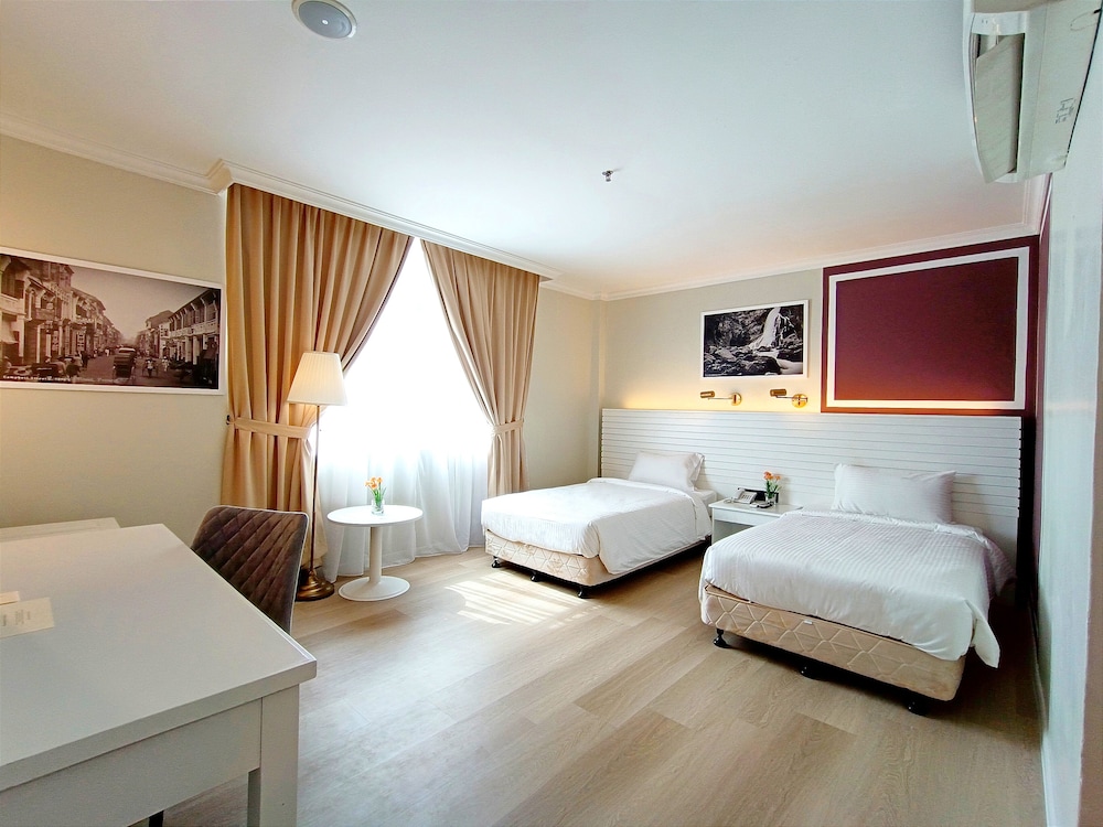 Superior Twin Room photo 3