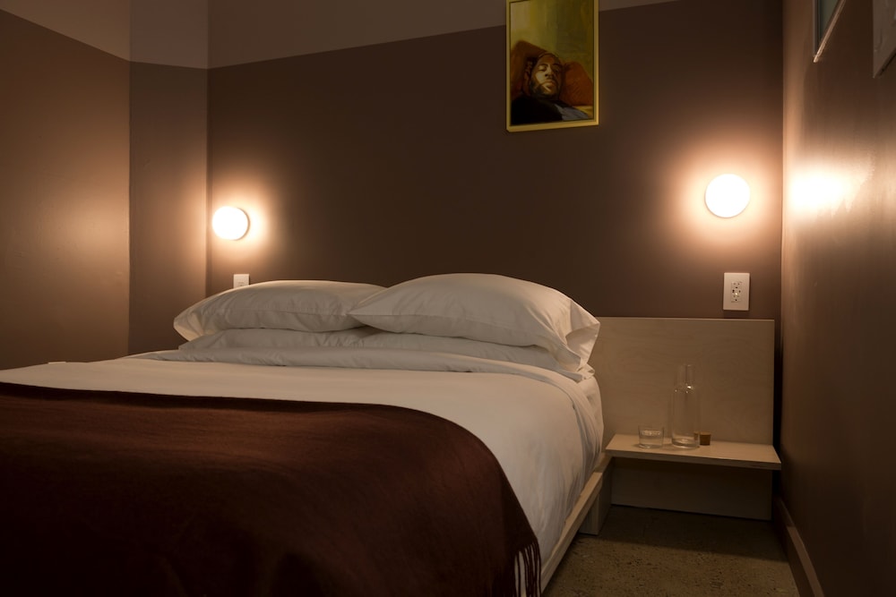 Classic Double Room, Lower level