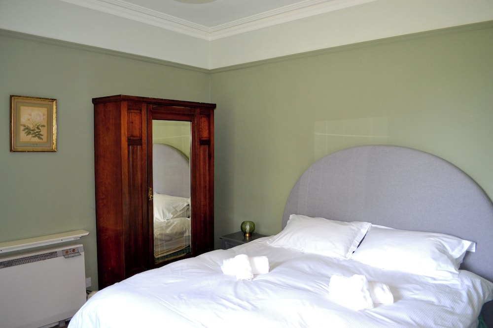Cottage (Yew Tree) photo 3